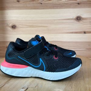 Nike React Big Kids Athletic Sneaker Shoes Size 2Y